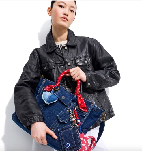 Gap's new Five-Pocket Tote